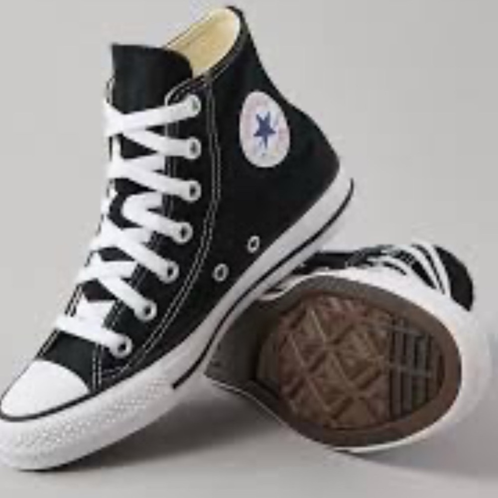 New🌿Converse Black Canvas High-Tops